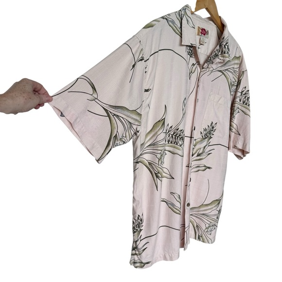 Hilo Hattie Men's XL Pink Floral Hawaiian Silk Shirt Short Sleeve 100% Silk - Picture 3 of 11